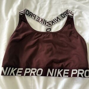 Nike Pro Dri-FIT Sports Bra Burgundy Racerback 
Logo Band Size L